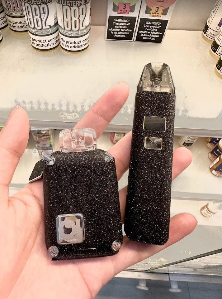 POD SYSTEM Aspire Riil X Silver Pod Kit (Đặc biệt : Khi mua máy tặng 1 skin dán chống trầy)